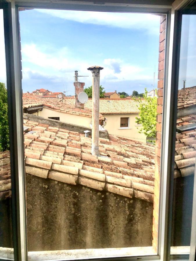 ホテル レ フロランタン カルカソンヌ エクステリア 写真